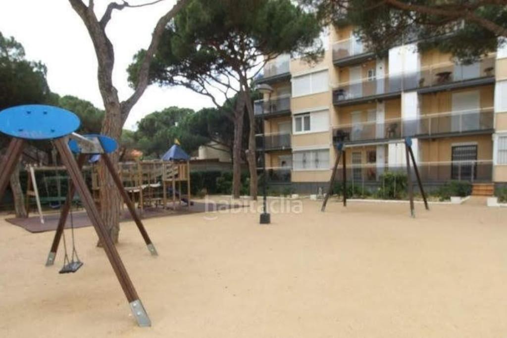 Estudio Con Impresionantes Vistas Al Mar Blanes Exterior photo
