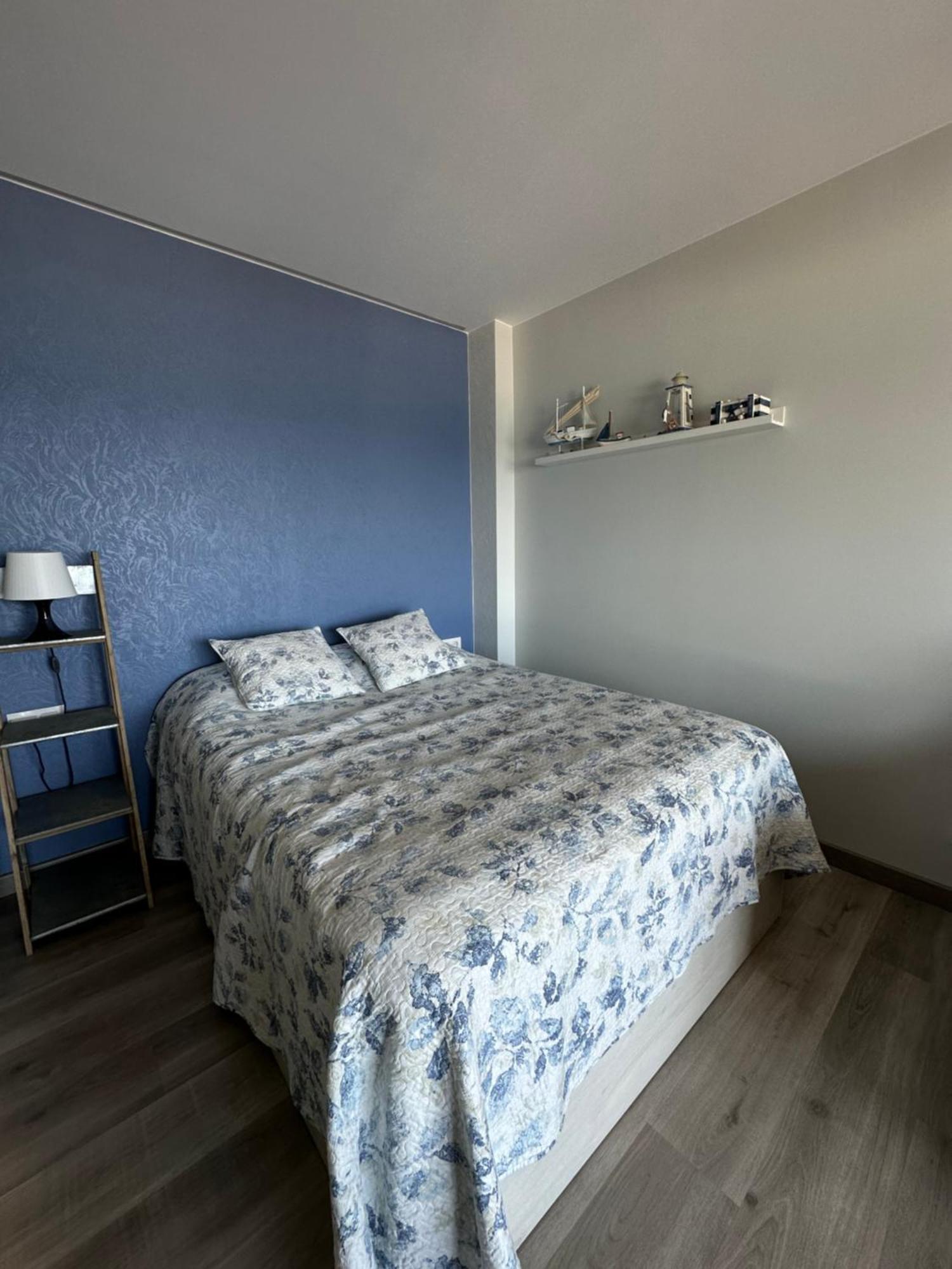 Estudio Con Impresionantes Vistas Al Mar Blanes Exterior photo